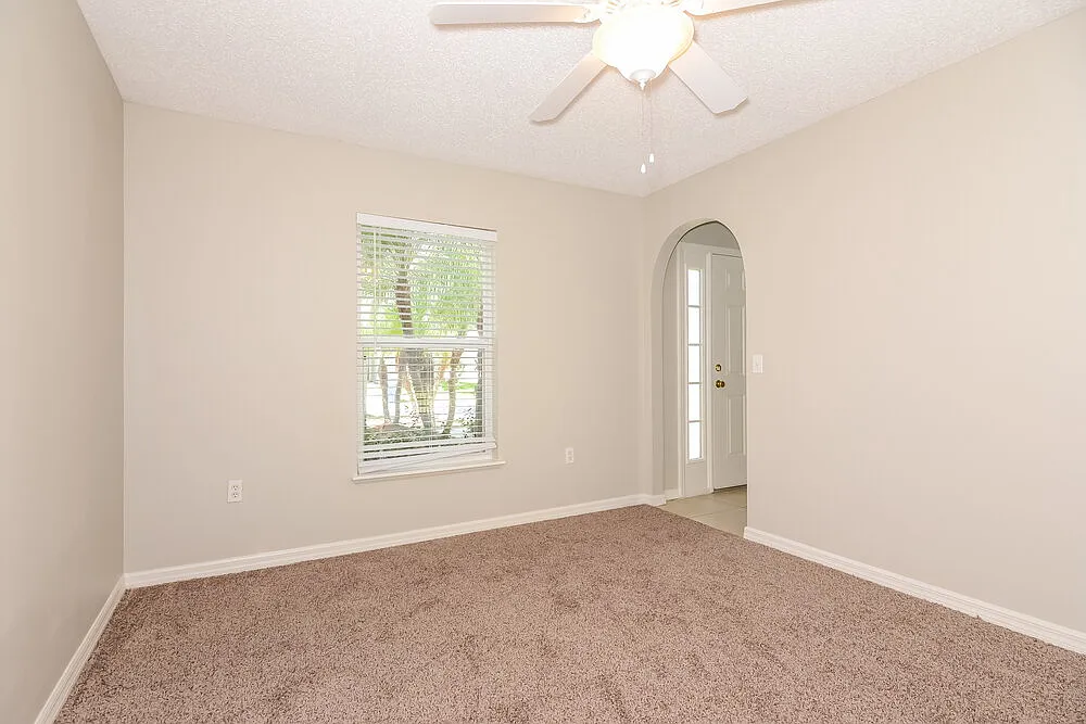 4 bed, 2.0 bath, 2222 sqft, $2,750 — Photo 3