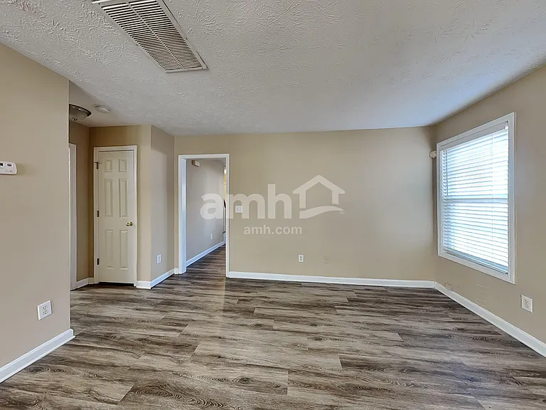 2912 Canopy Cir — Photo 8