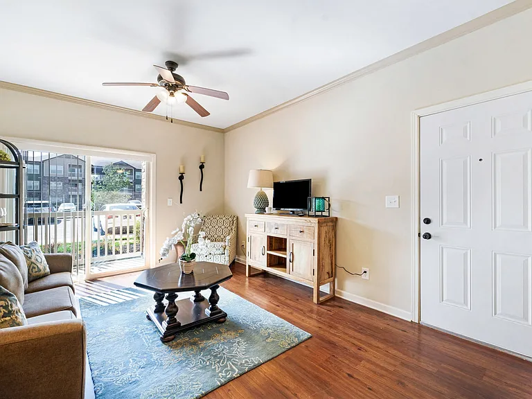 Waverly - 2 Bed / 2 Bath - 1,108 Sq.Ft.