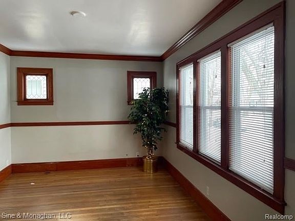4th image of 1307 Maryland Ave