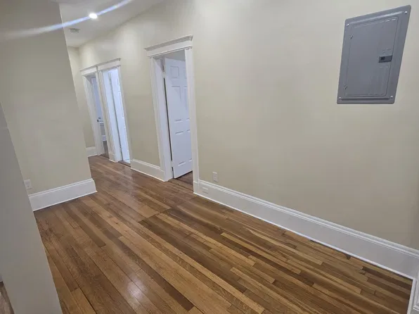24 Harlem St #1, Dorchester, MA 02121