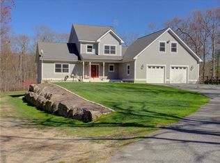 11 Teaberry Dr, Glocester, RI 02814
