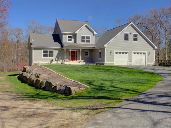11 Teaberry Dr, Glocester, RI 02814