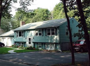 300 Chace St, Clinton, MA 01510