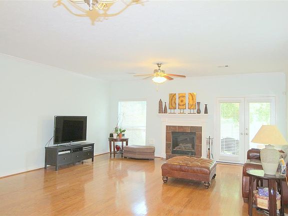 5th image of 2314 Waterford Park St
