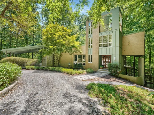 126 Nickajack Rd SE, Mableton, GA 30126