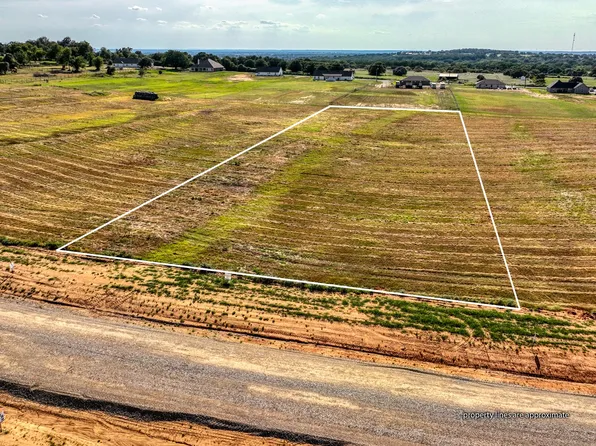 6 Three Quarter Loop, Poolville, TX 76487