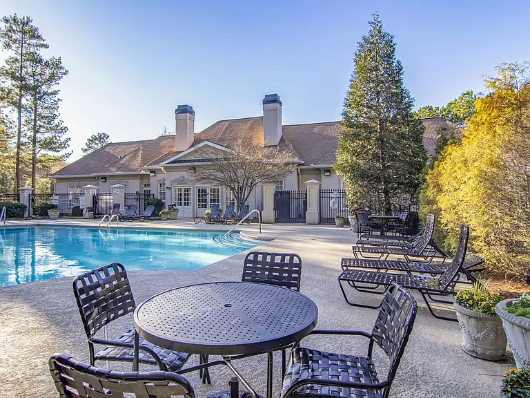 Durant at Sugarloaf Apartment Homes — Photo 8