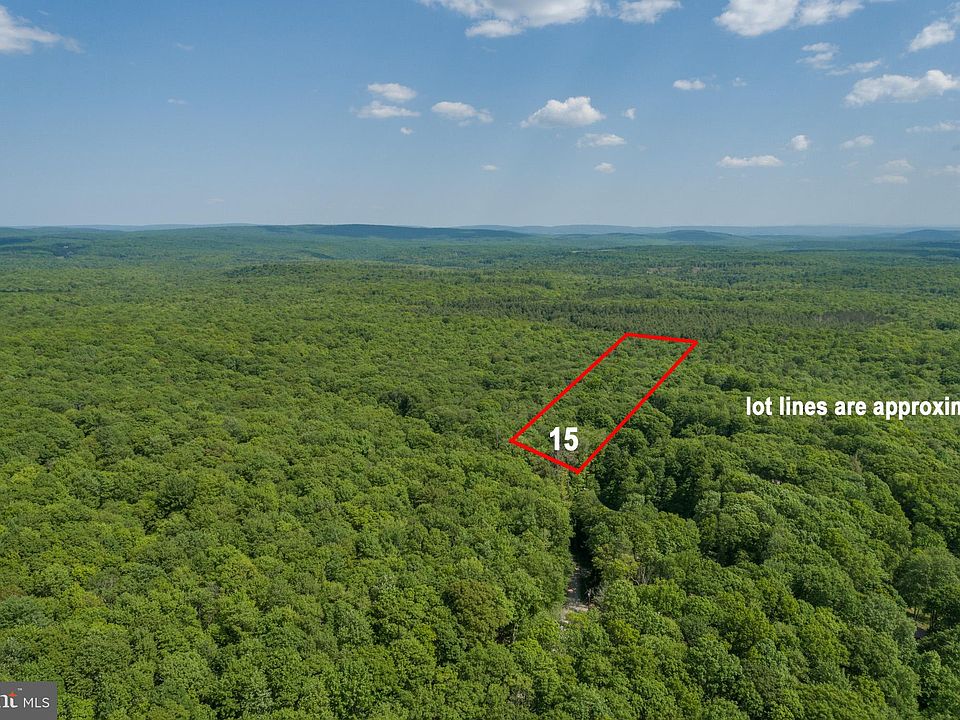 1st image of 15 Fern Dr