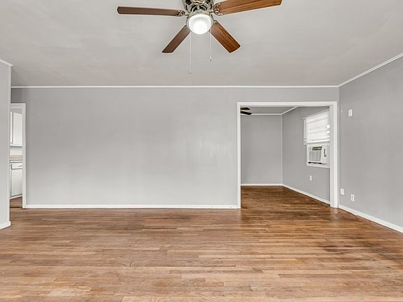 2nd image of 137 Poplar St