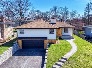 5927 Brookbank Rd, Downers Grove, IL 60516