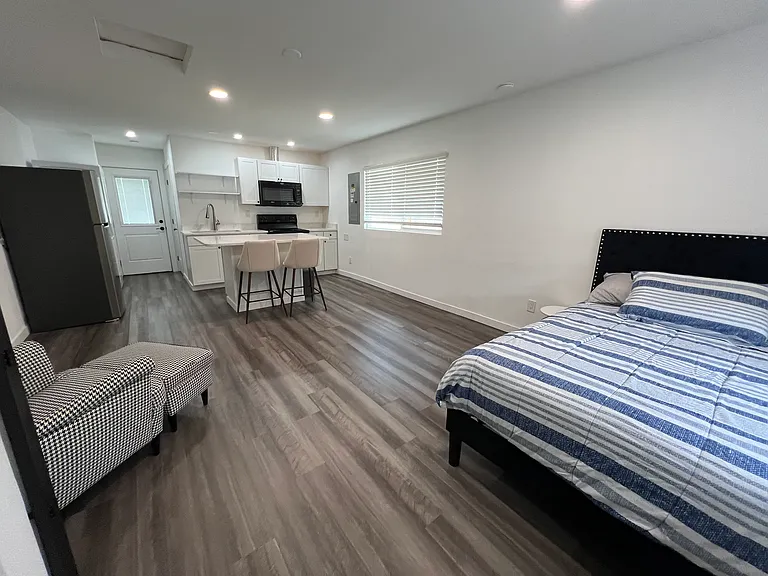 5326 Green Hills Ave NE #1 — Photo 8