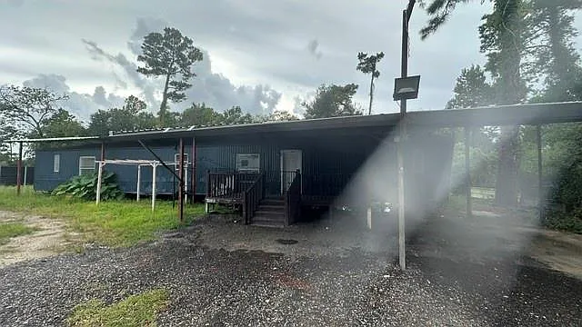 3 bed, 2.0 bath, 1440 sqft, $1,500 — Photo 1