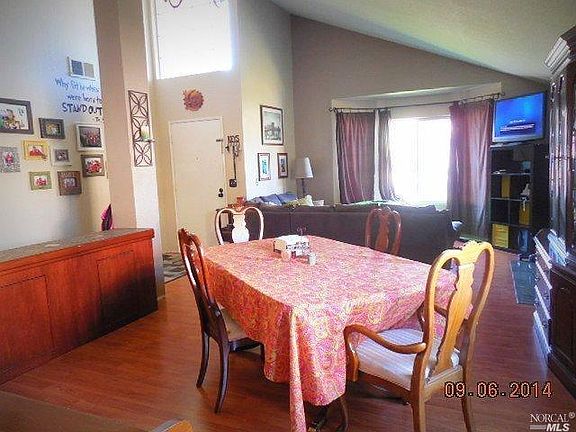 4th image of 248 Newport Cir