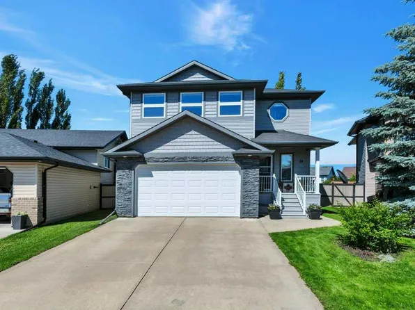 19 E Lougheed Close, Red Deer, AB T4R 3L8