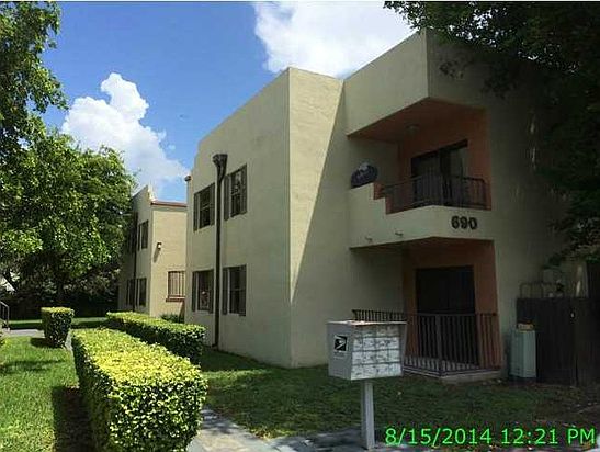 2nd image of 690 Sw 114th Ave #104