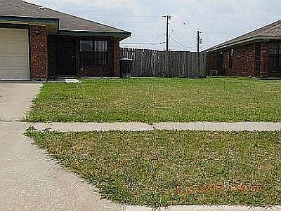 1st image of 5212 Daybreak Dr APT B