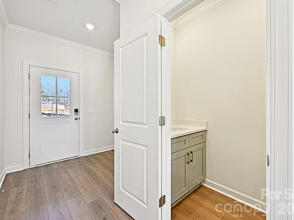 3rd image of 254 Tiger Lily Dr