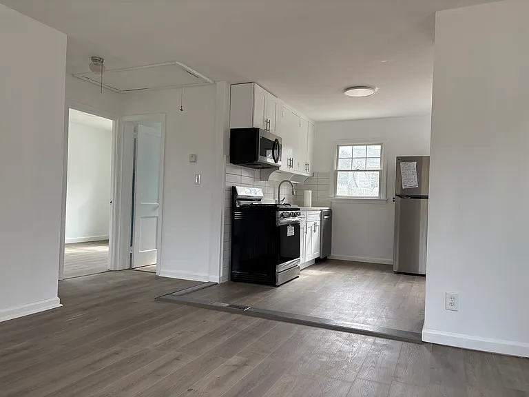 12 Barbara Ln — Photo 10