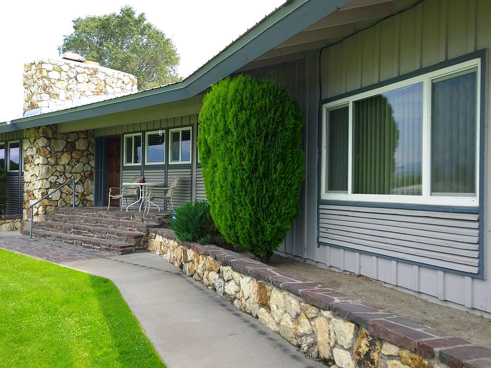 1st image of 2573 N Highway 395