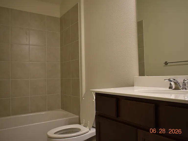 3321 Riverlawn Dr — Photo 10