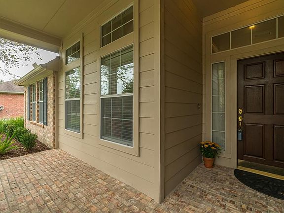 3rd image of 203 Cinnabar Bay Dr
