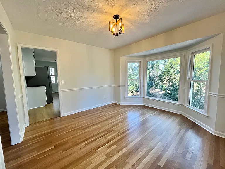 1469 Cheyenne Ct — Photo 9