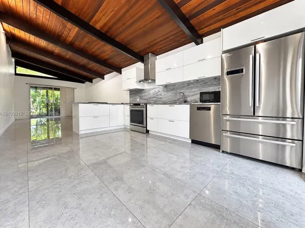 112 Fox Rd #2-50, Hollywood, FL 33024
