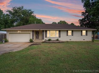 8623 E 121st St S, Bixby, OK 74008