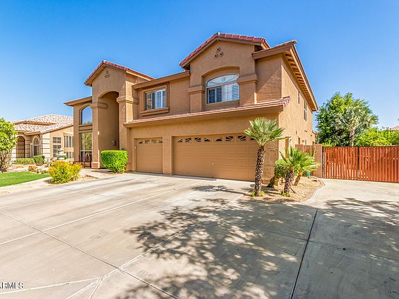 3rd image of 1569 E KAIBAB Drive