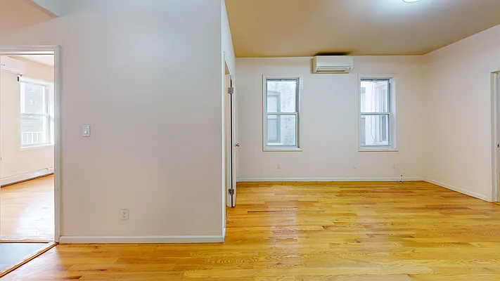 Rented by Bond New York | media 8