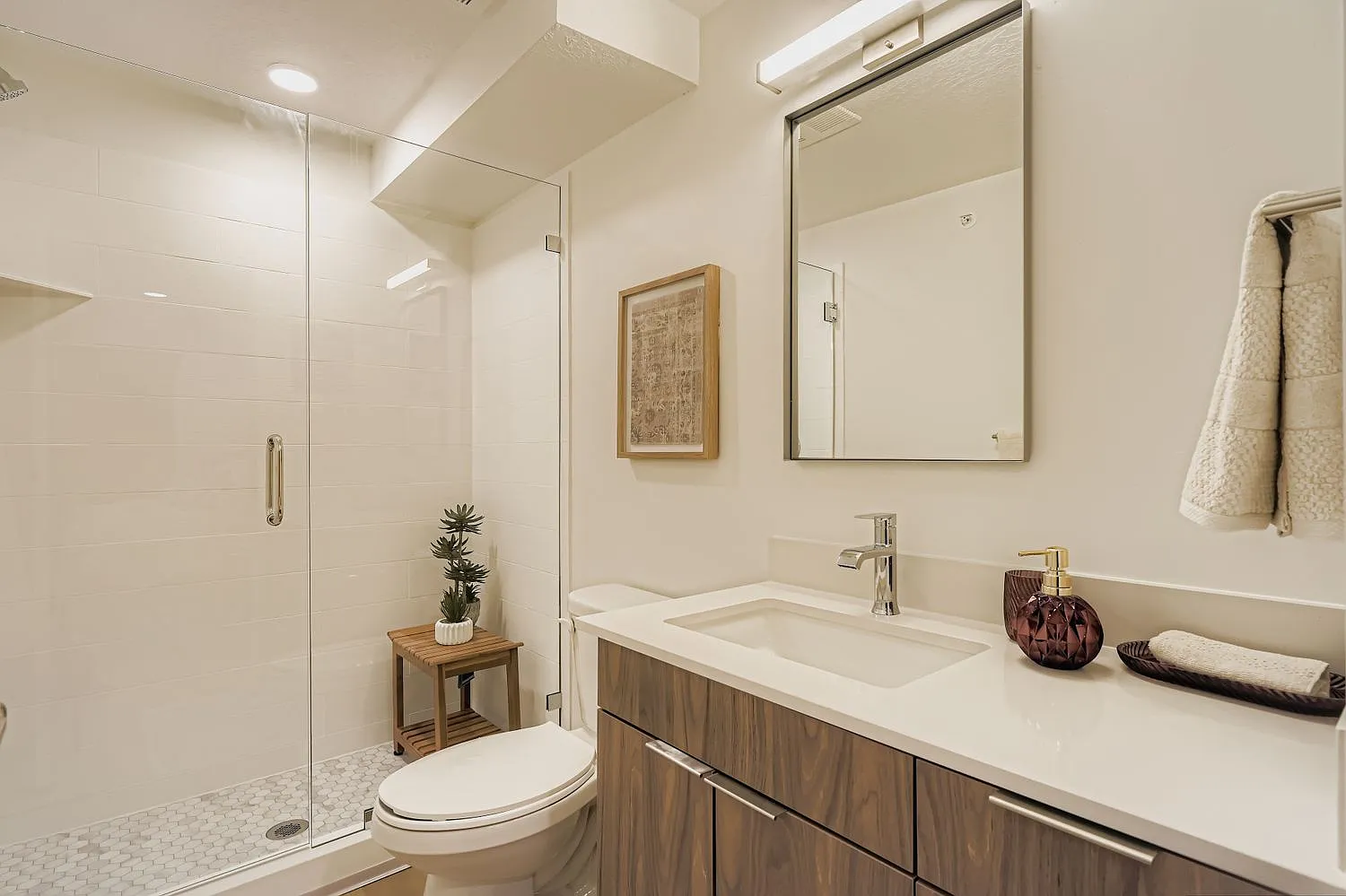 Cadre Townhomes — Photo 2