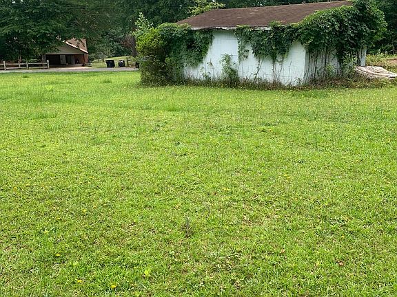 3rd image of 3 Creek Cir