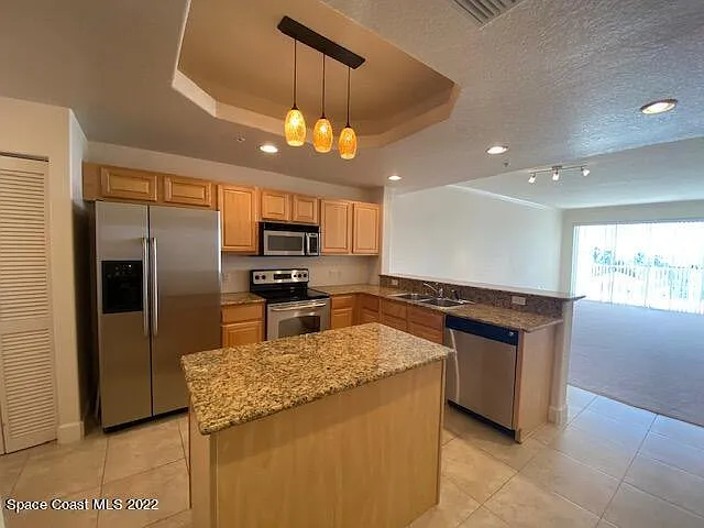 807 Mystic Dr #504 — Photo 3