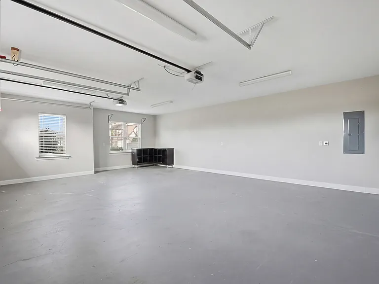 4046 Brock Rd — Photo 23