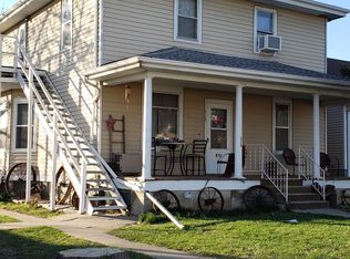 513 9th St, Wisner, NE 68791