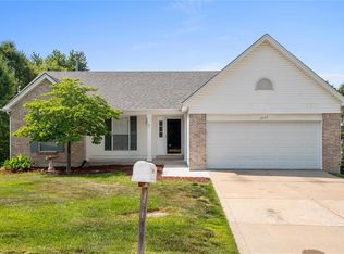 1030 Harvest Home Cir, Saint Charles, MO