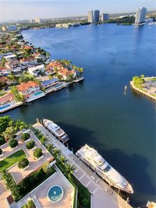 (Undisclosed Address), Aventura, FL, 33160