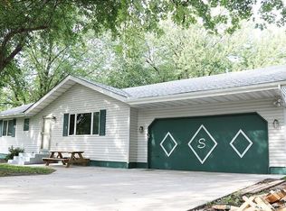 793 Oak Ridge Point NE, Blaine, MN 55434