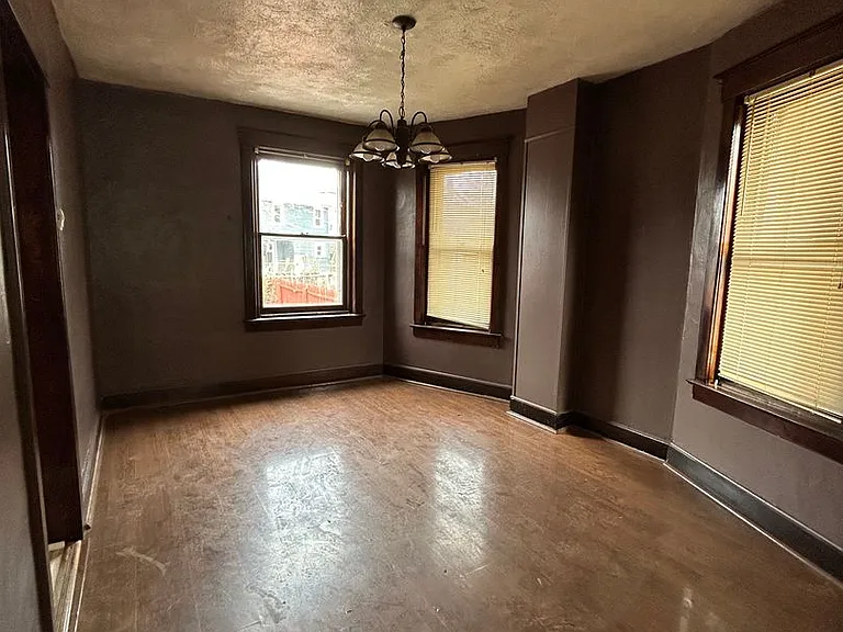 25 Laurel Ave #8GN7 — Photo 6