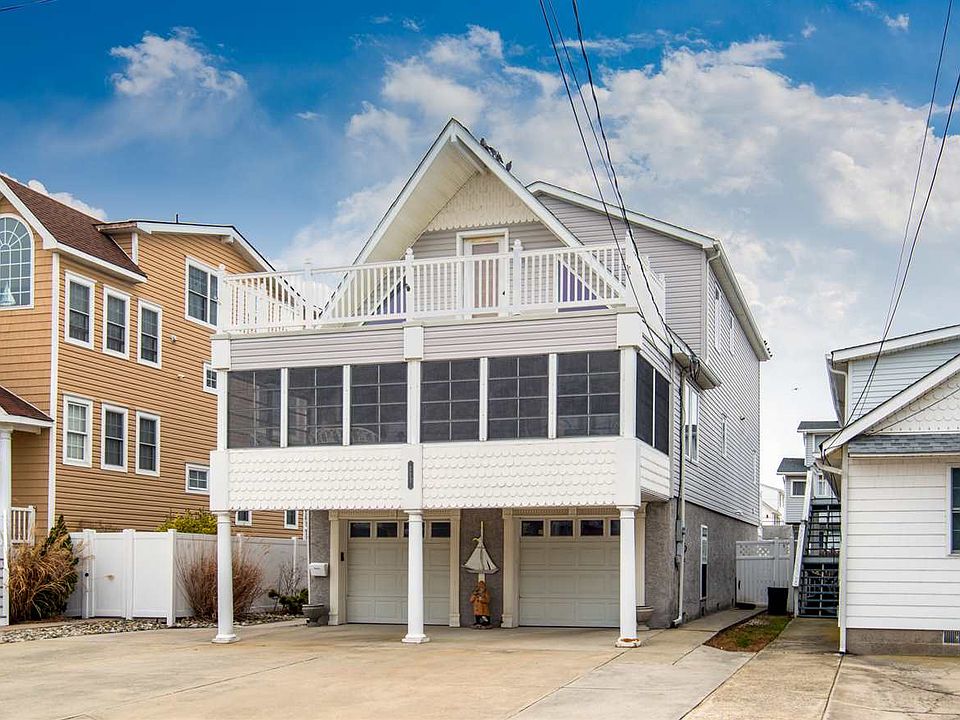 1st image of 317 40th St