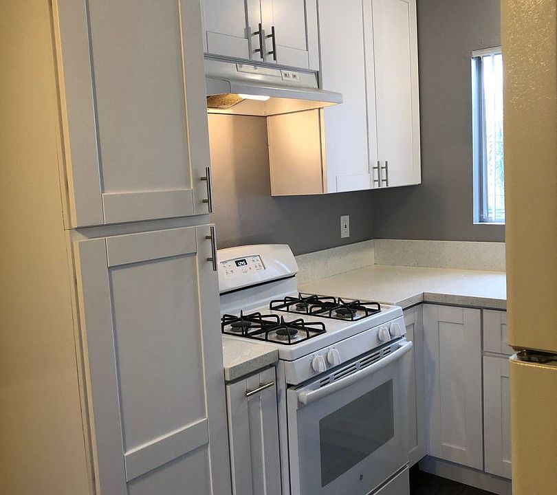 1st image of 4054 Highland Ave APT 2