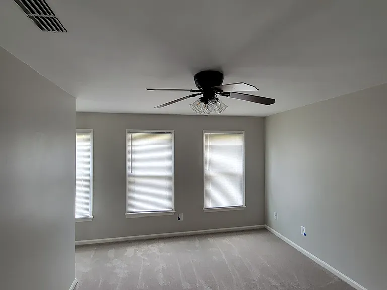 904 Alewife Ct — Photo 23