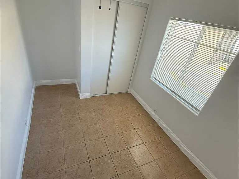 842 Alamitos Ave — Photo 79