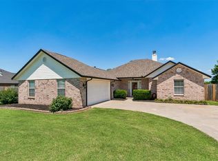 360 Candice Dr NW, Piedmont, OK 73078
