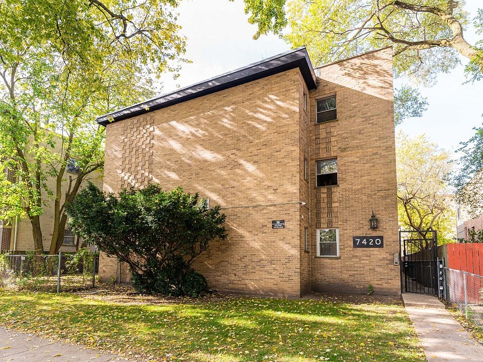 1st image of 7420 N Winchester Ave APT 1A