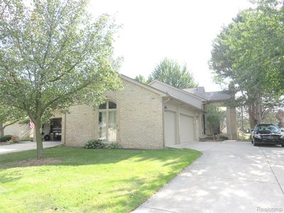 17610 E Kirkwood Dr #66, Clinton Township, MI, 48038