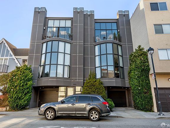 3rd image of 880 Corbett Ave APT 3