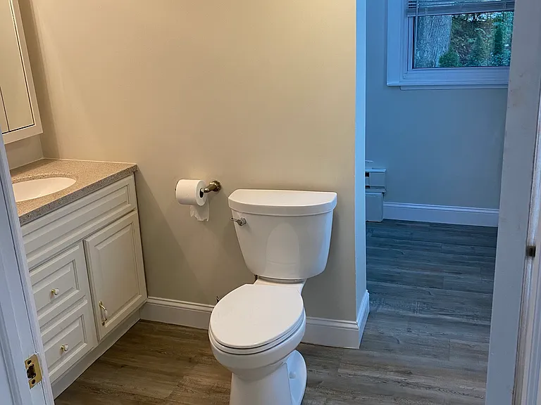 382 Riverside Dr #1 — Photo 8