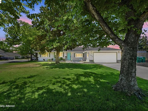 2nd image of 6311 Belmont Pl
